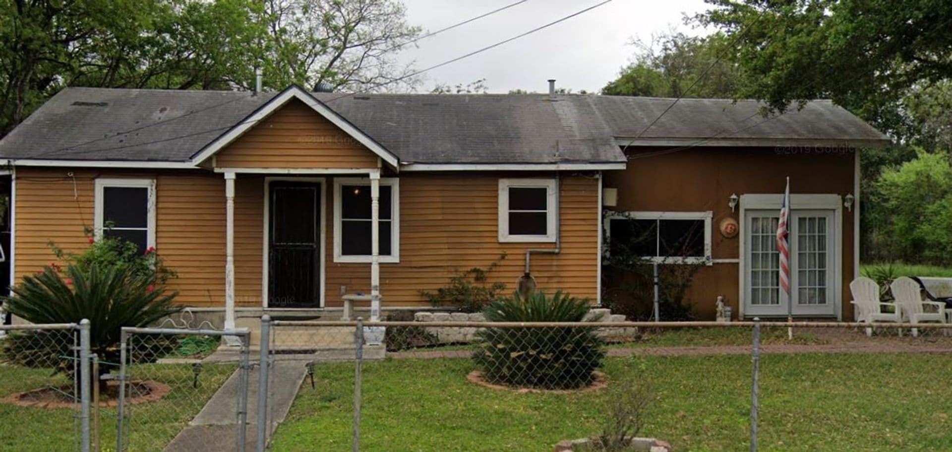 San Antonio House: 231 Ferris