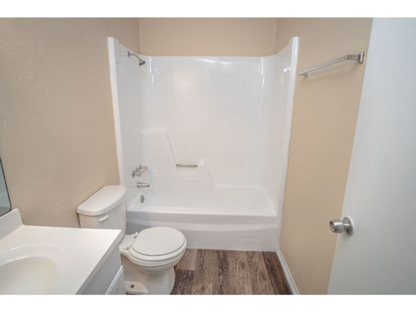 San Antonio House: 4727 Castle Knoll