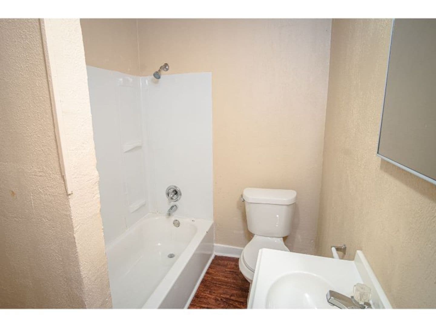 San Antonio House: 1435 Gibbs