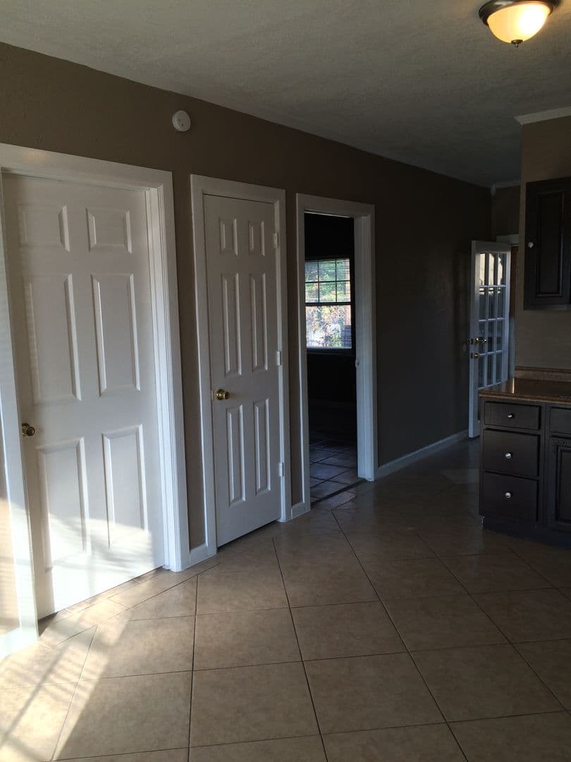 San Antonio Apartment: 203 Gorman