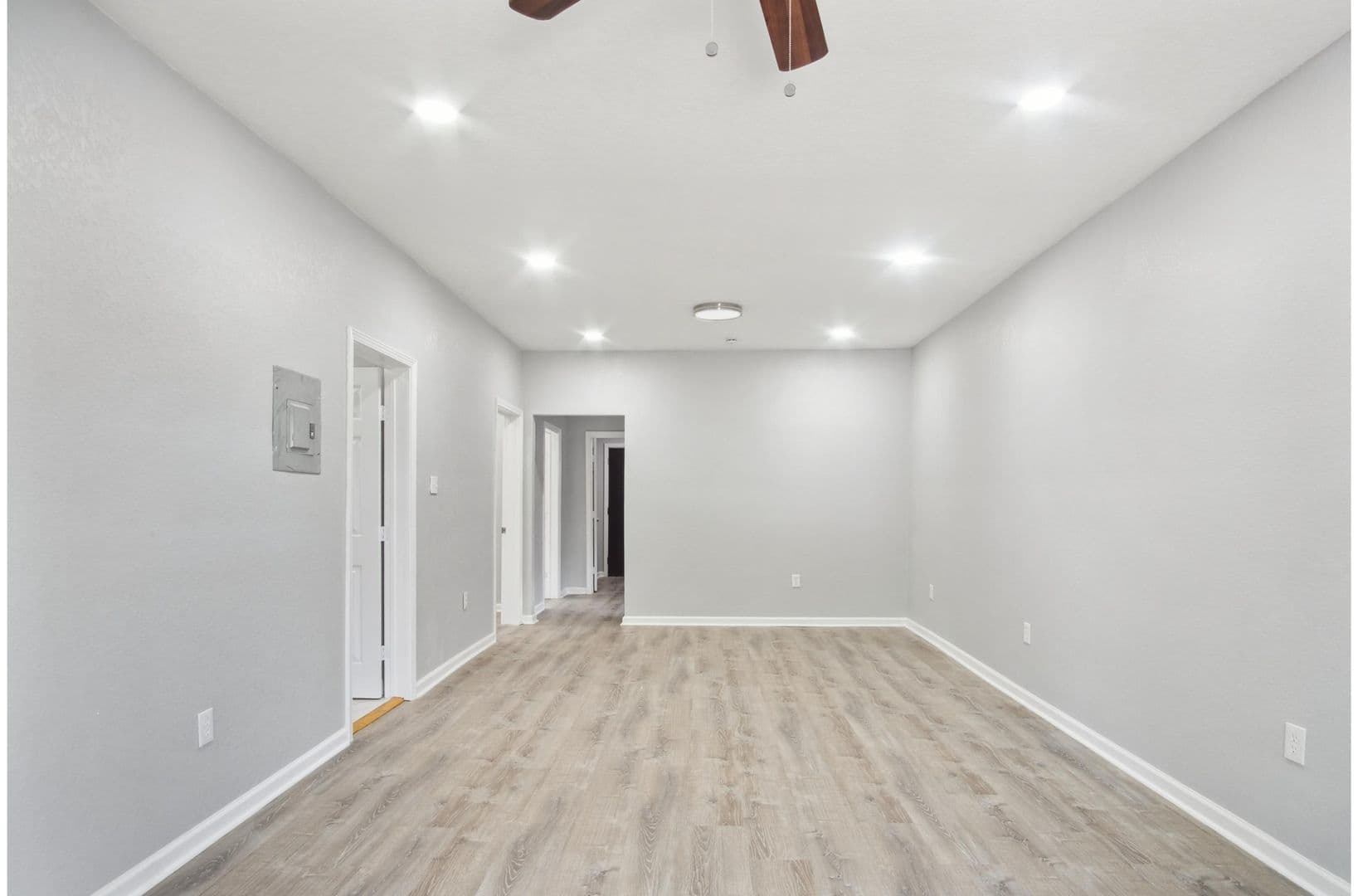 San Antonio House: 1412 Hays St