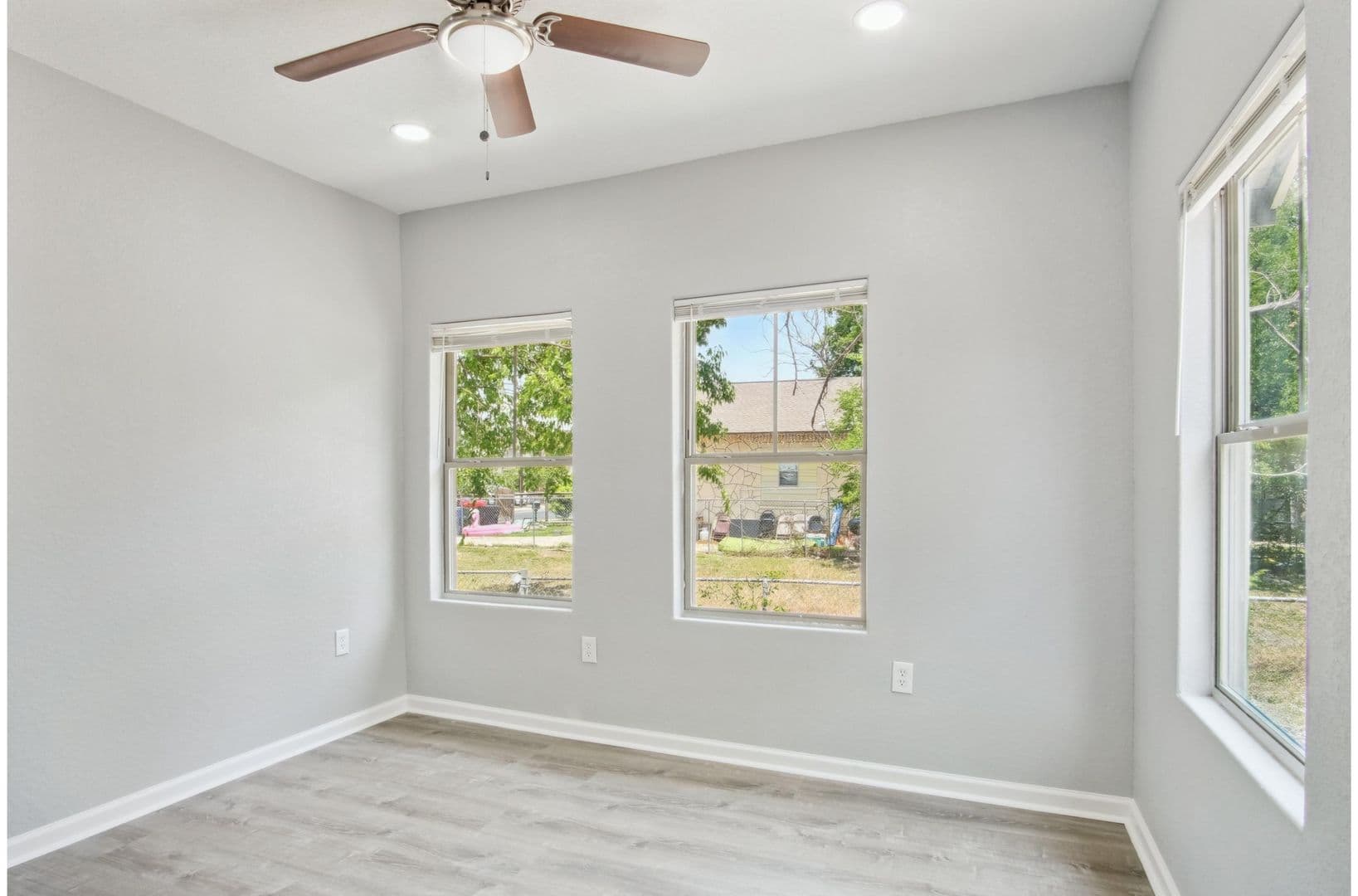 San Antonio House: 1412 Hays St