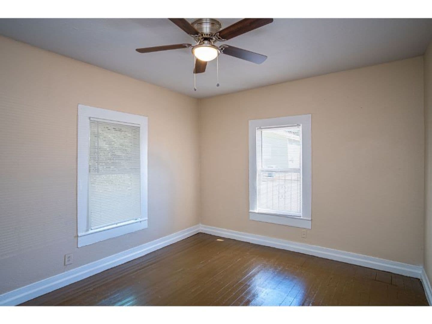 San Antonio Apartment: 231 Cactus