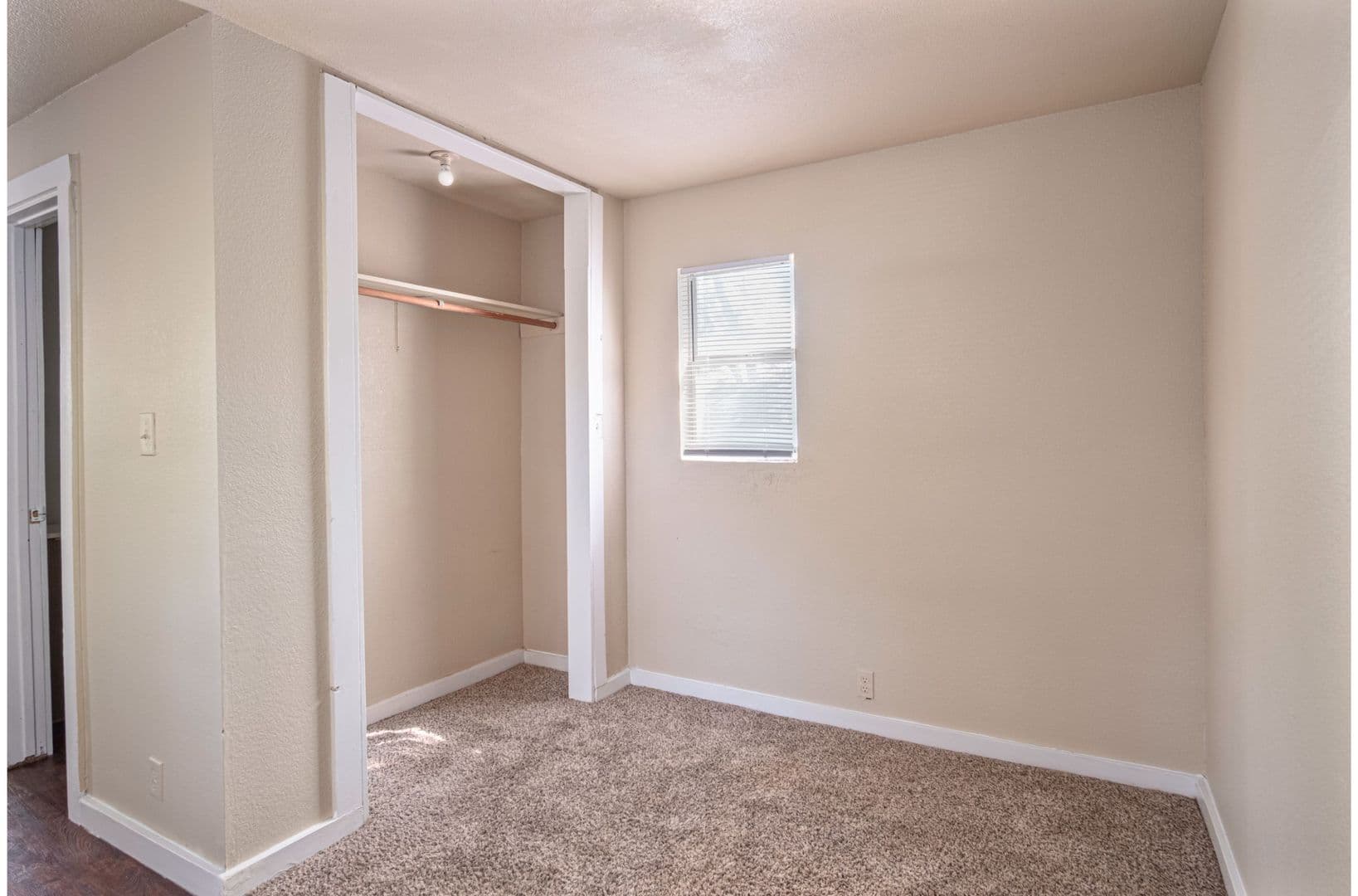 San Antonio Apartment: 526 Cooper