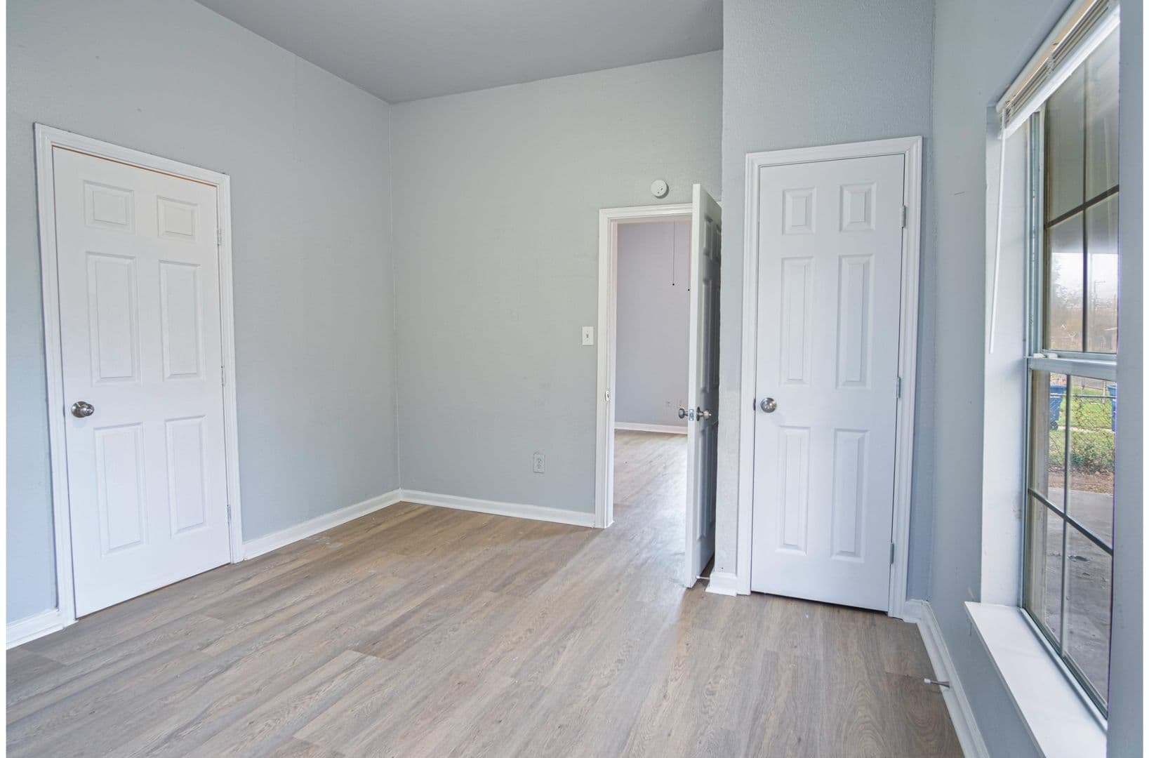 San Antonio House: 318 Vine St