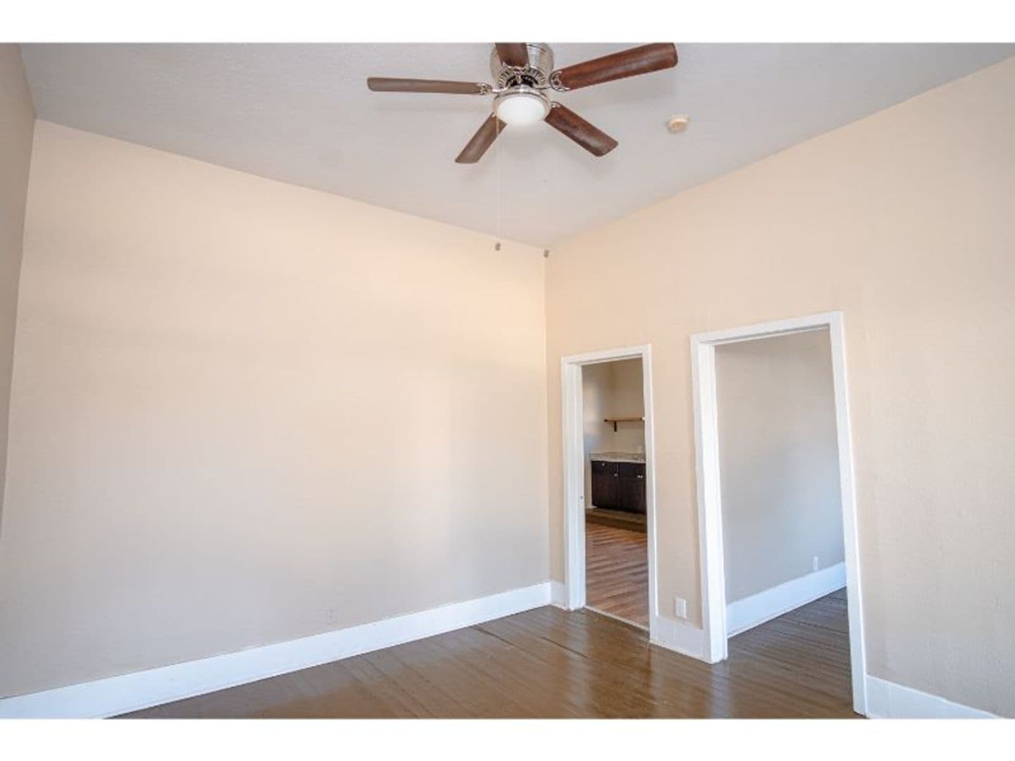 San Antonio Apartment: 4109 South Presa