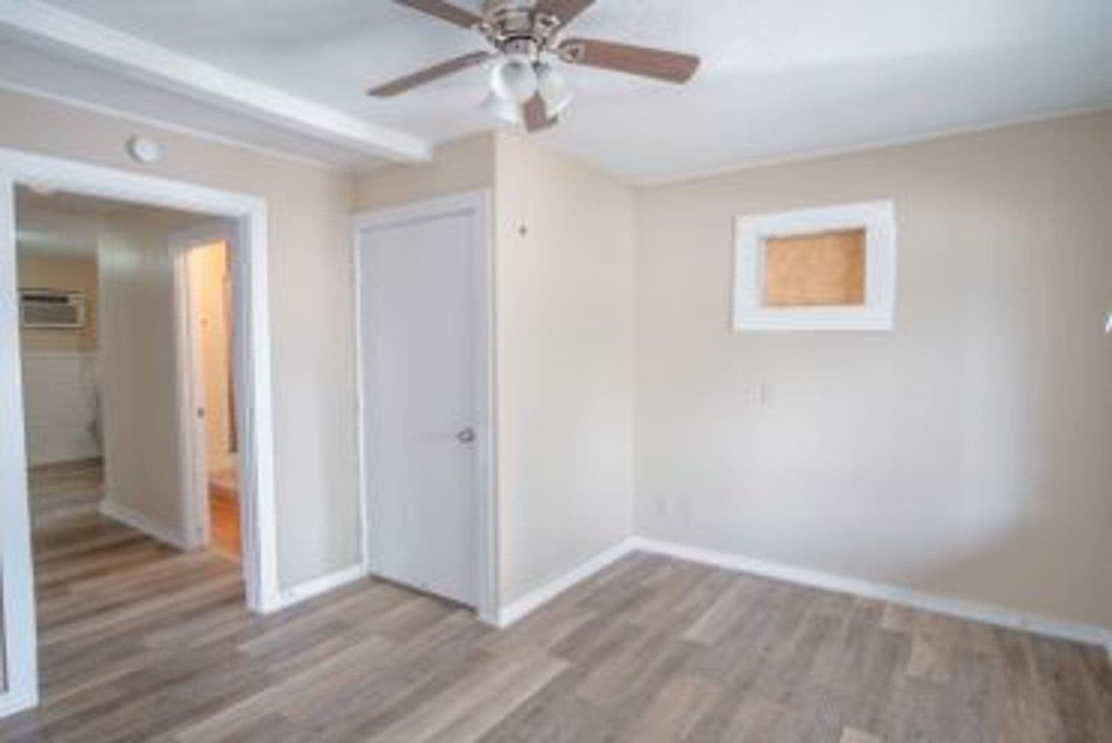 San Antonio Apartment: 342 Vine St