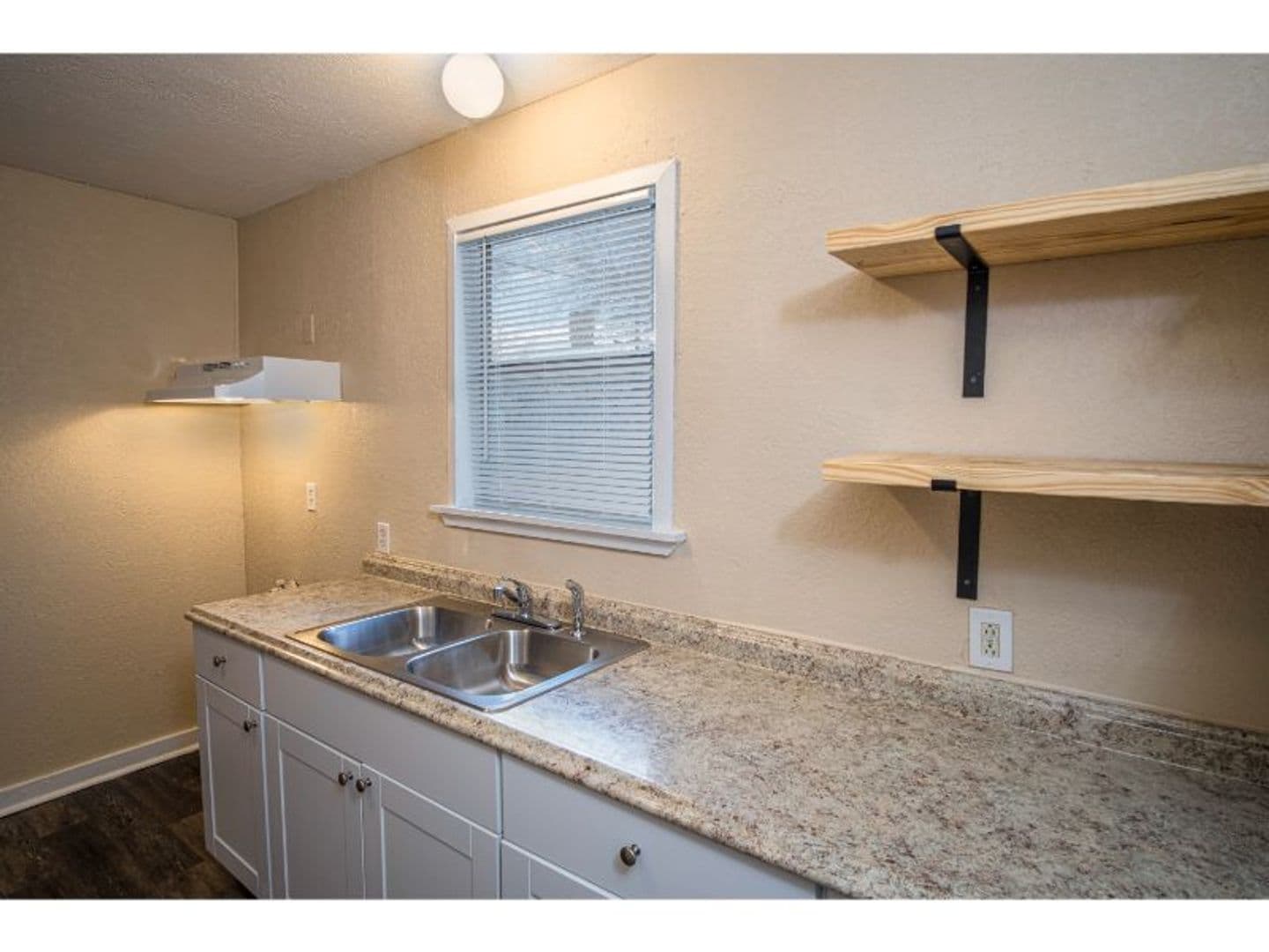 San Antonio Apartment: 4109 South Presa
