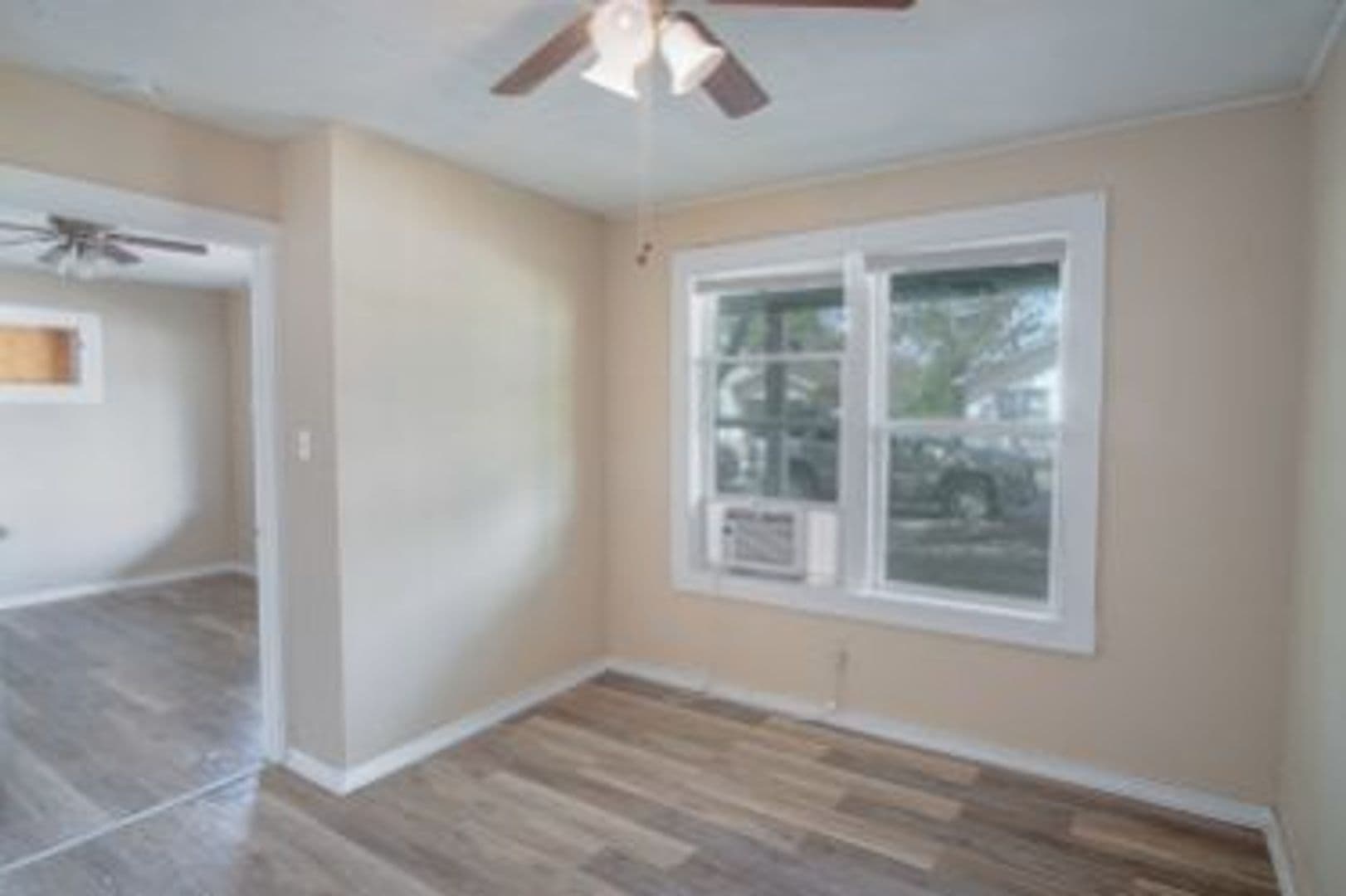 San Antonio Apartment: 342 Vine St