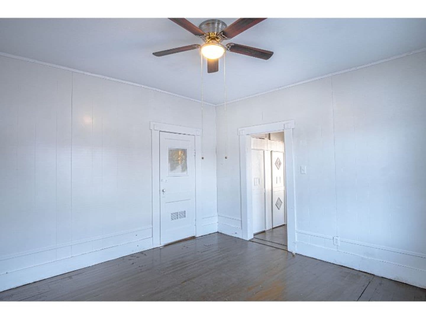 San Antonio House: 639 Canton