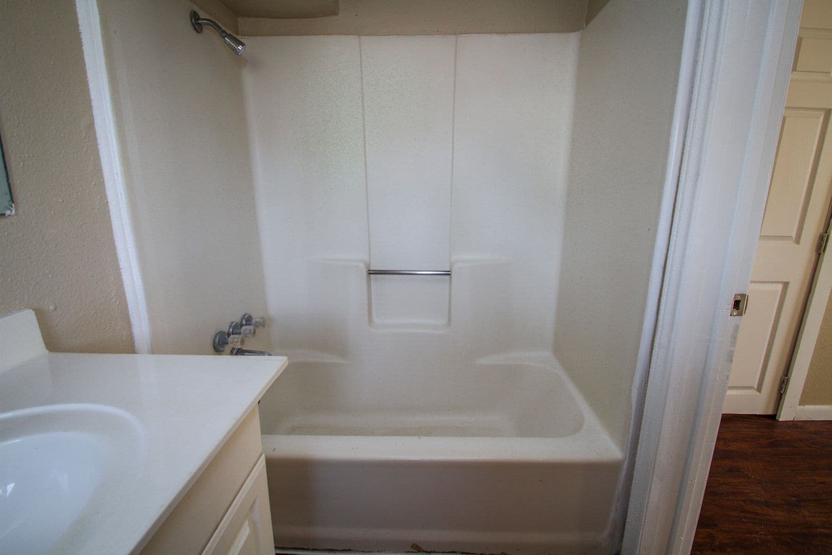 San Antonio Apartment: 924 Saint James