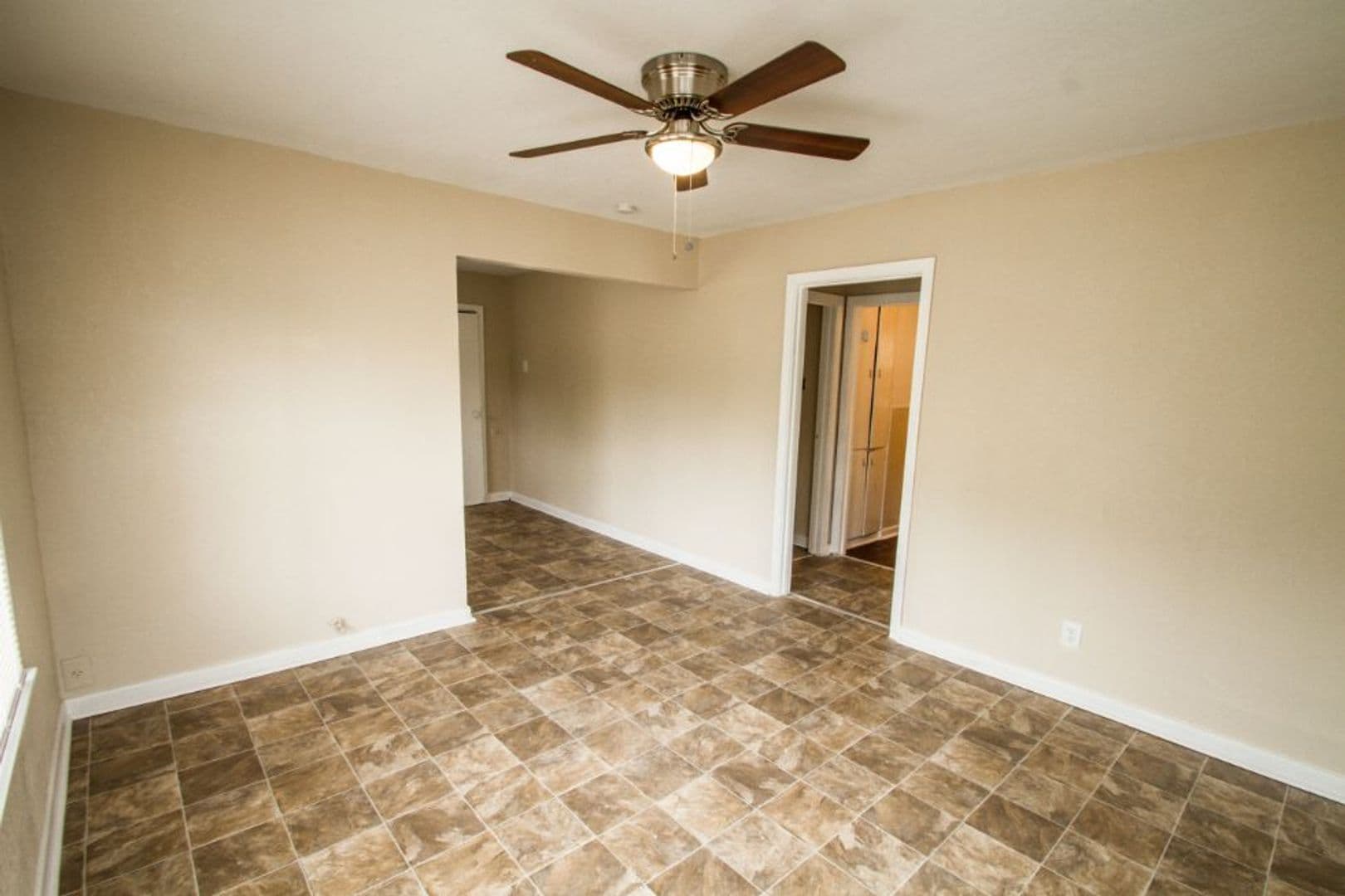 San Antonio House: 3030 Martin Luther King