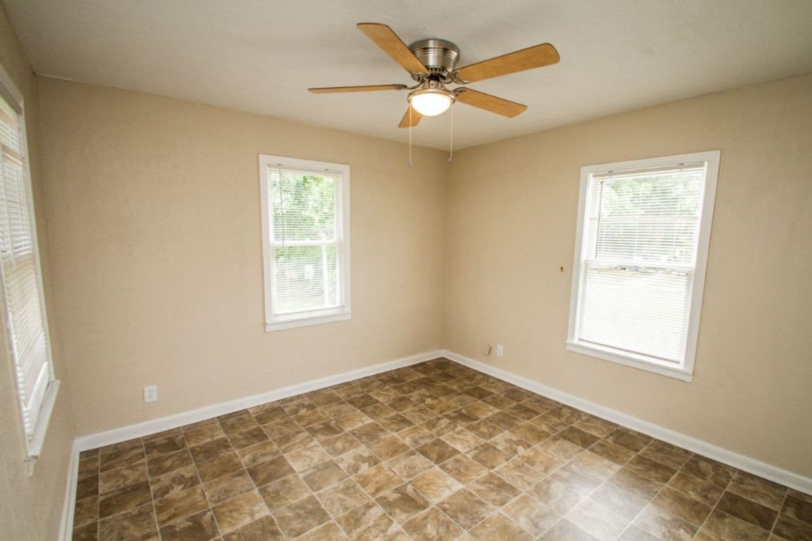 San Antonio House: 3030 Martin Luther King