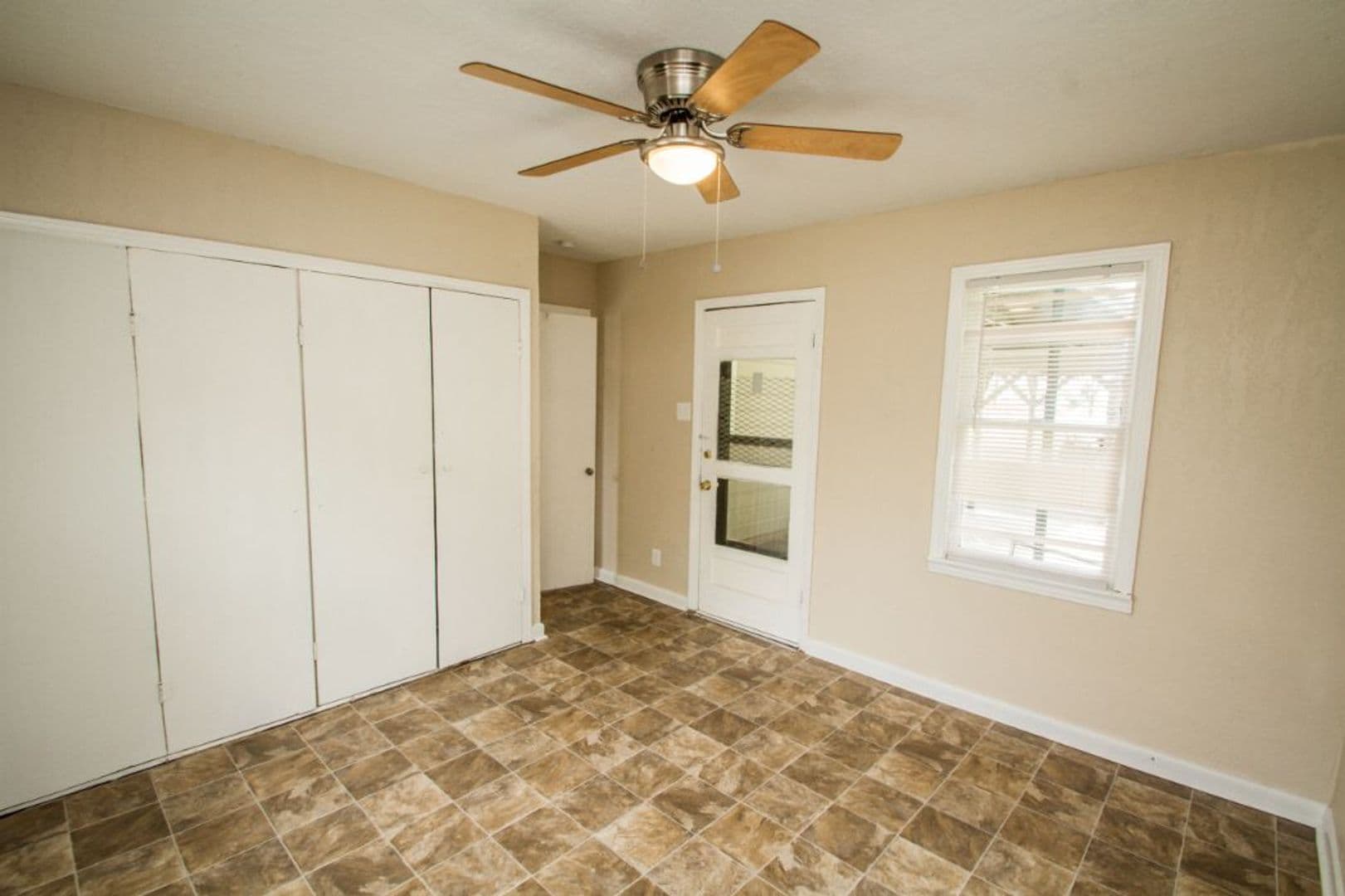 San Antonio House: 3030 Martin Luther King
