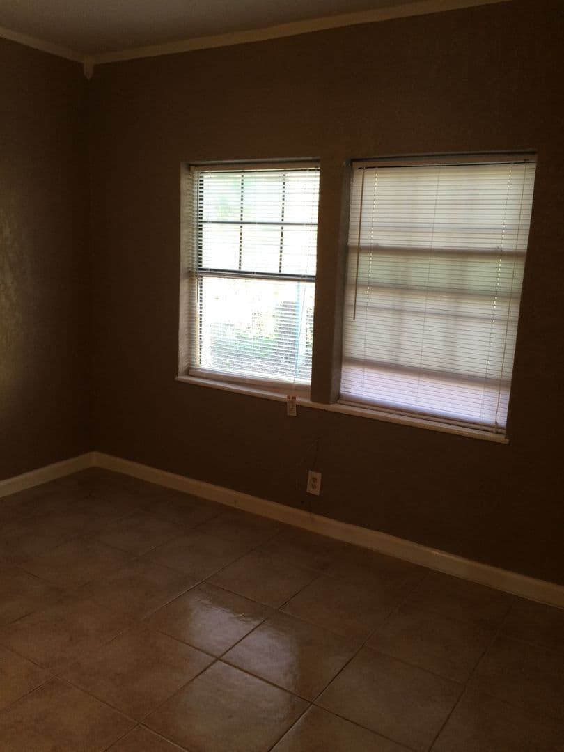 San Antonio Apartment: 203 Gorman
