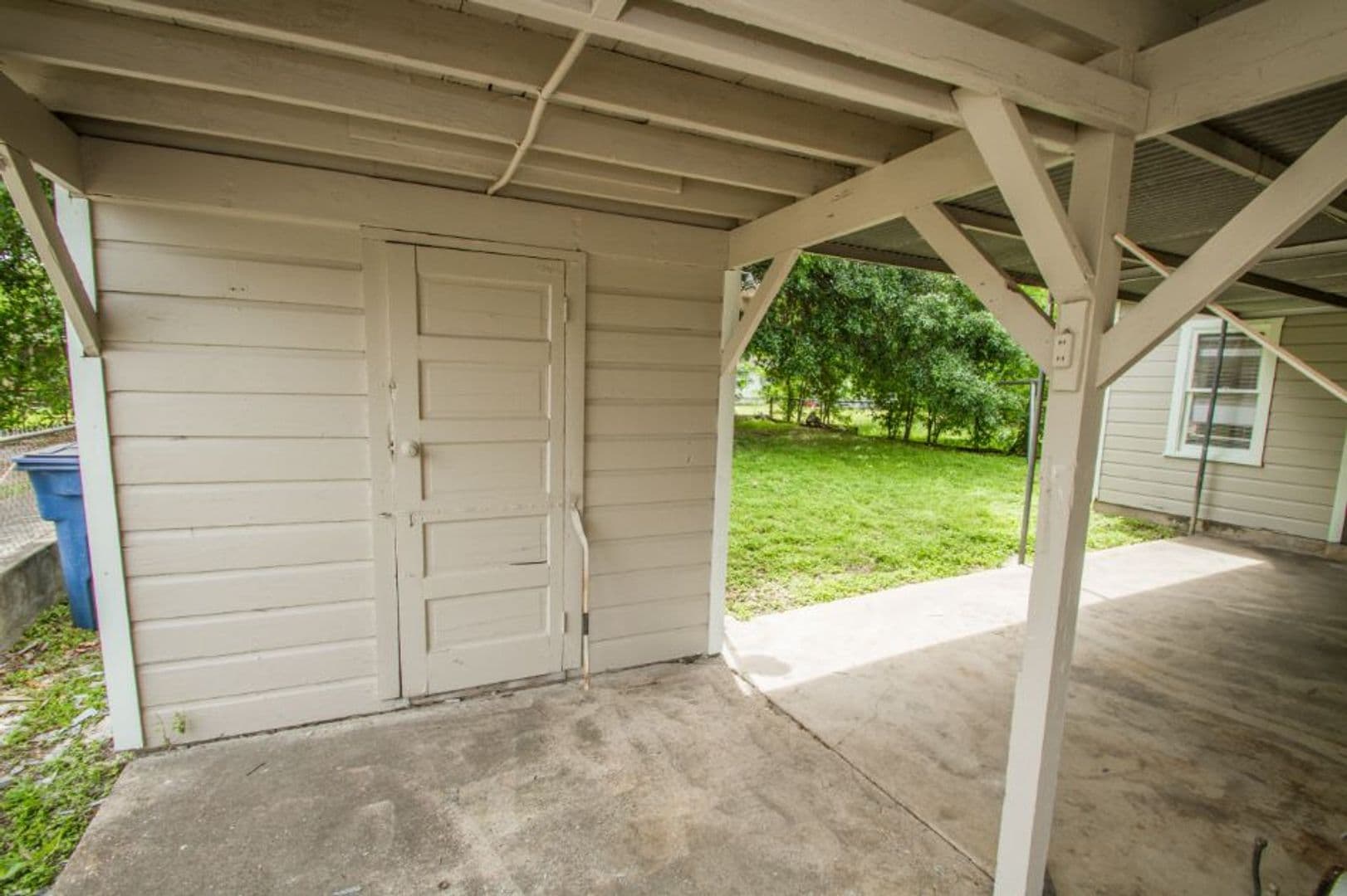 San Antonio House: 3030 Martin Luther King