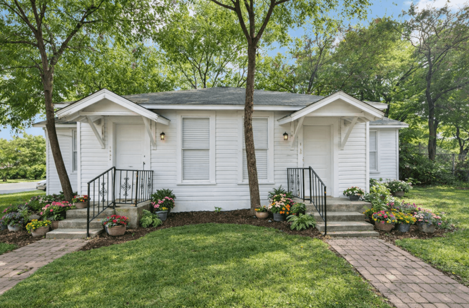 San Antonio Apartment: 113 S Olive St
