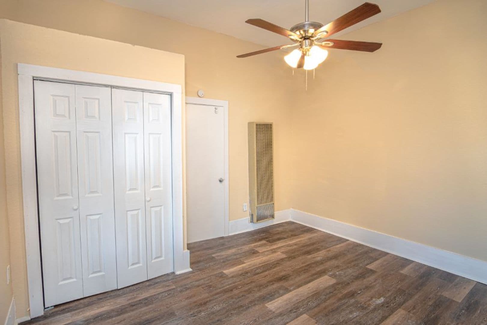 San Antonio House: 125 Southolme