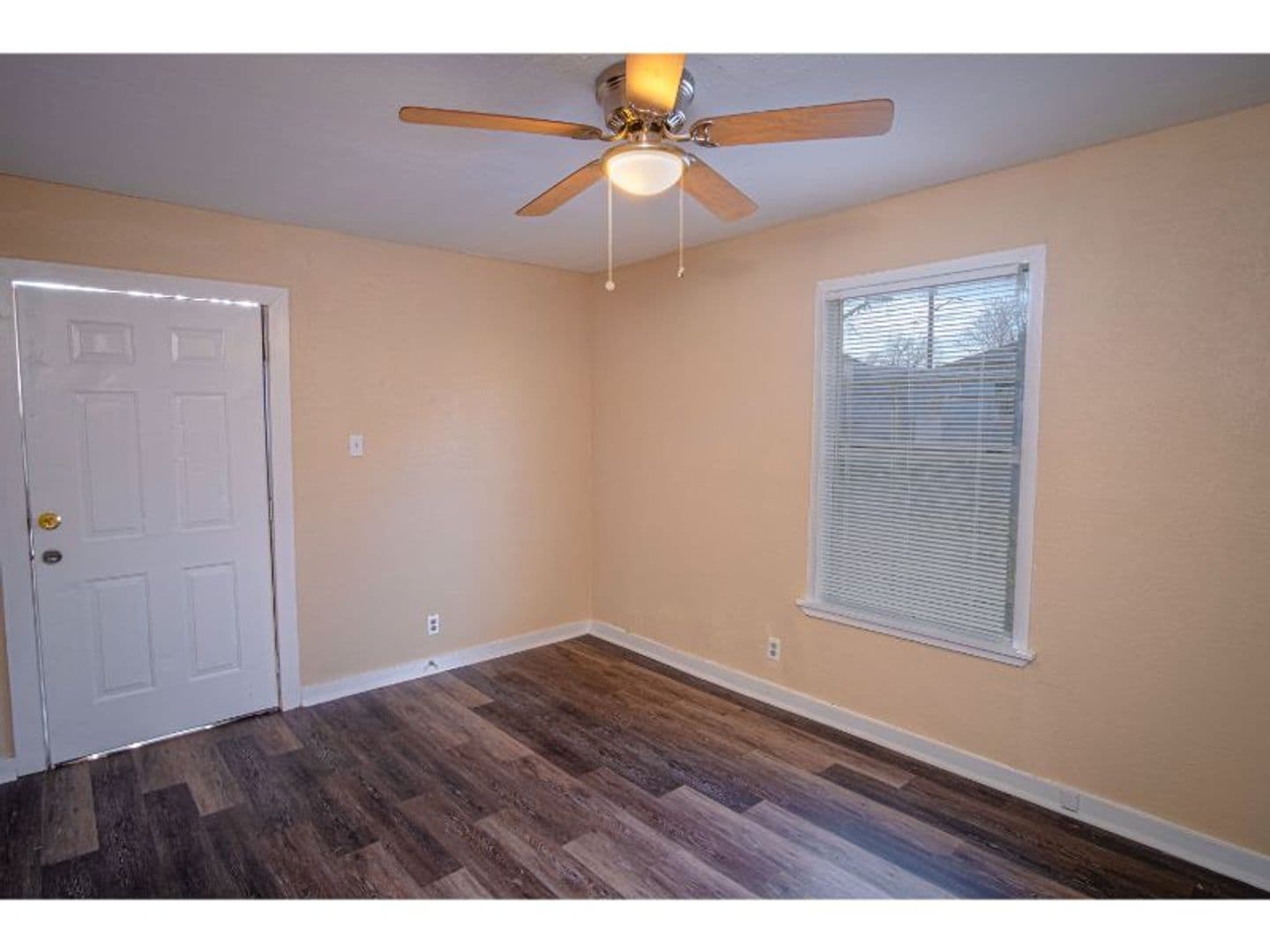 San Antonio Apartment: 4109 South Presa