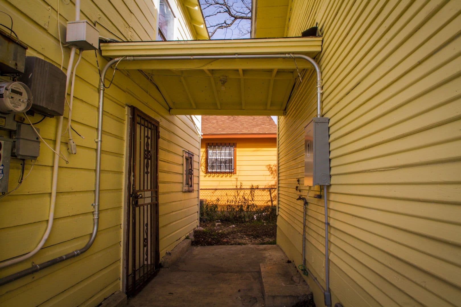 San Antonio Apartment: 924 Saint James