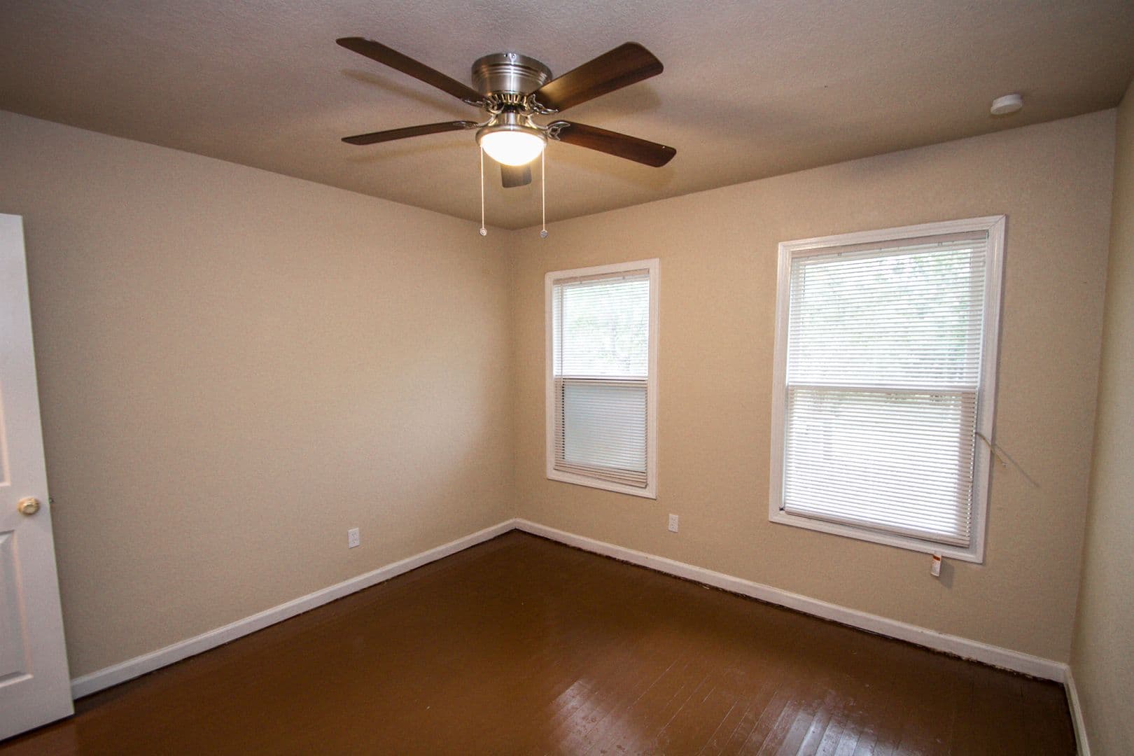 San Antonio Apartment: 930 Poinsettia