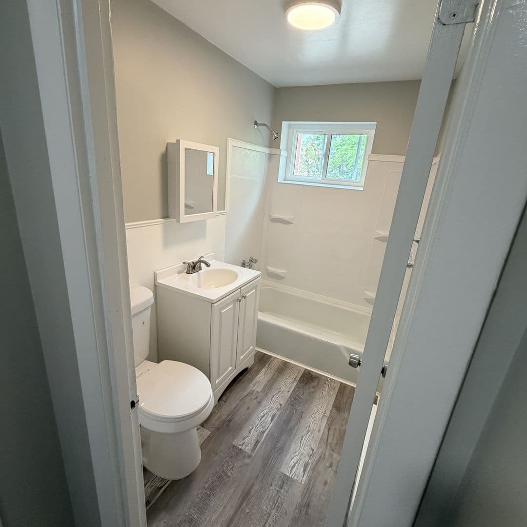 HARTFORD Apartment: 590 WETHERSFIELD AVE