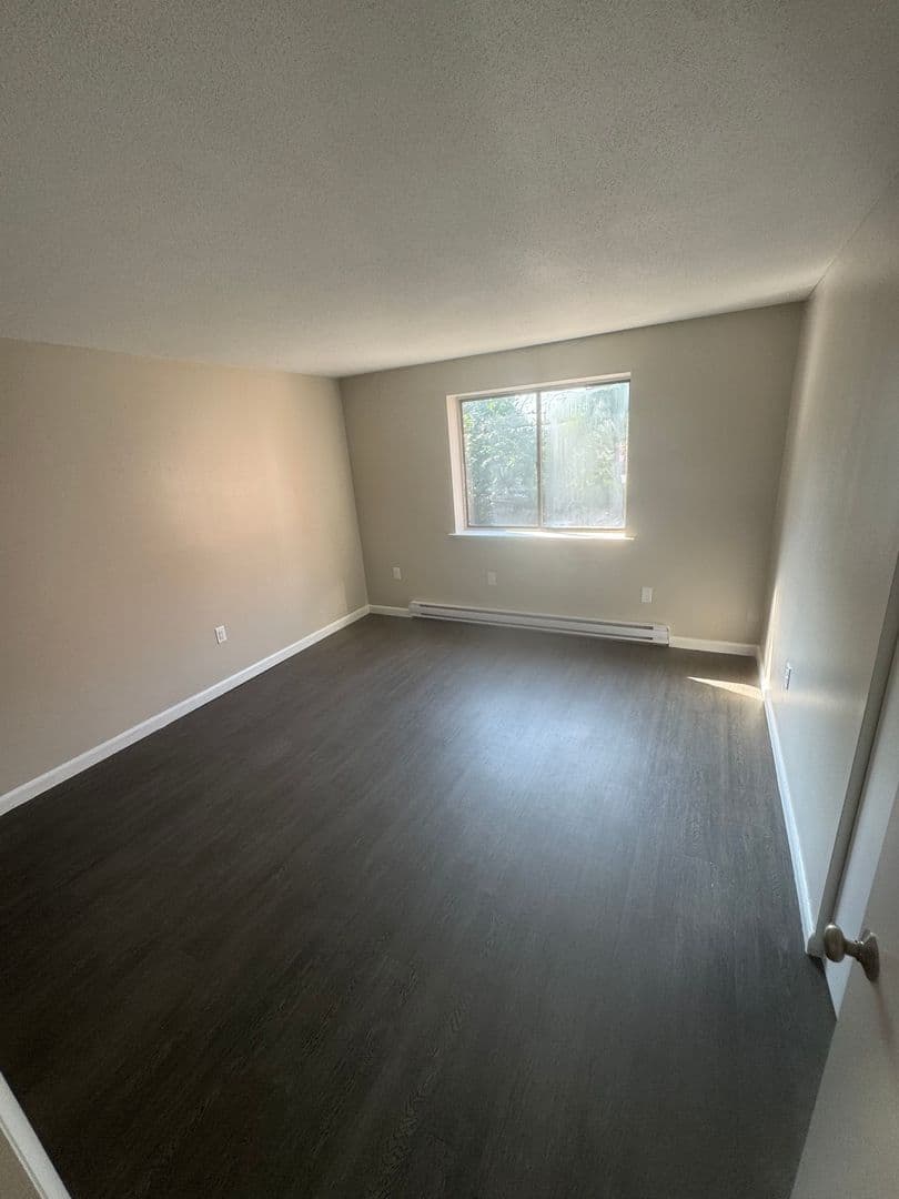 HARTFORD Apartment: 590 WETHERSFIELD AVE