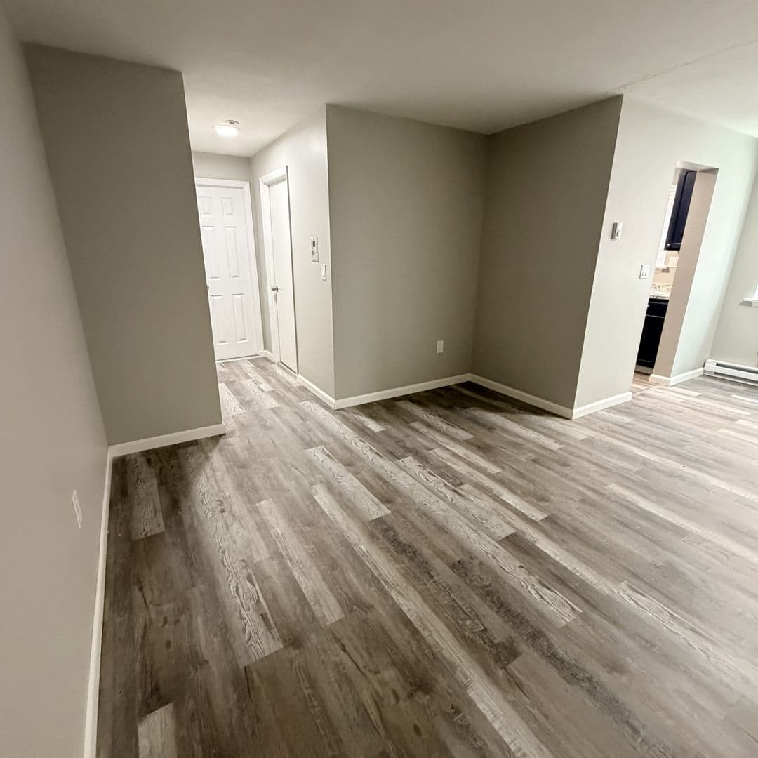 HARTFORD Apartment: 590 WETHERSFIELD AVE
