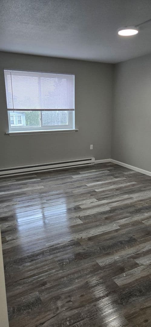 HARTFORD Apartment: 590 WETHERSFIELD AVE