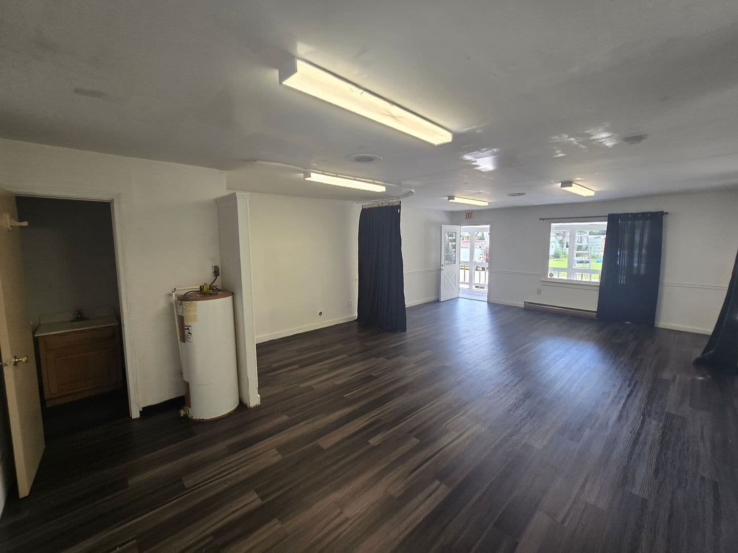 N. Dinwiddie House: 25225 Harwell Dr. - Units E