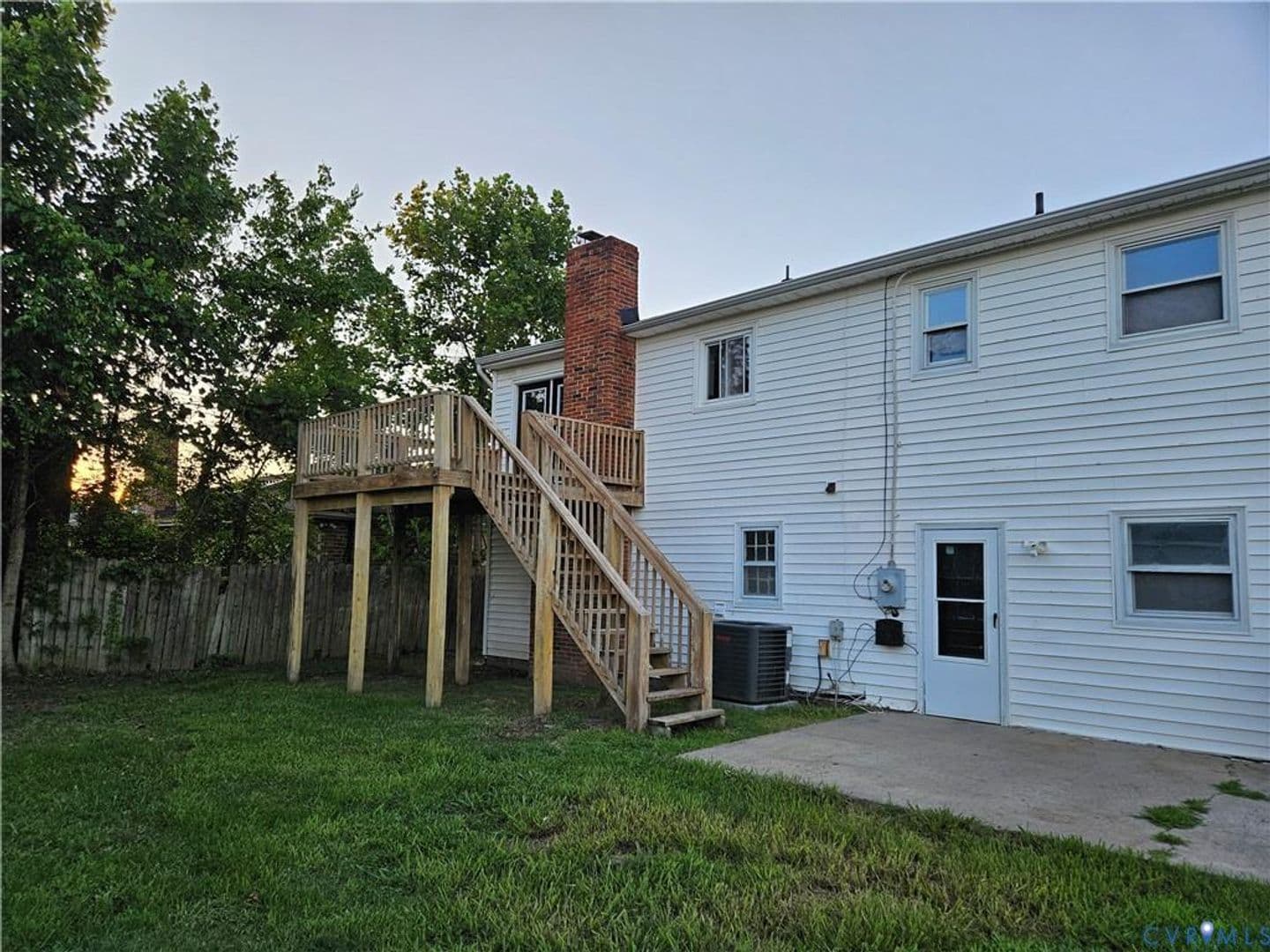 Colonial Heights House: 1211 Clifton Dr.