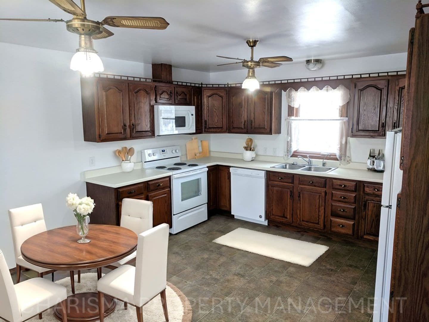 Garretson Apartment: 805 4th Street