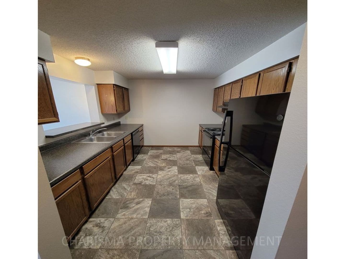Brookings Apartment: 1016 Southland Lane