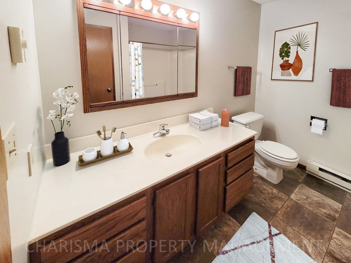 Brookings Apartment: 1016 Southland Lane