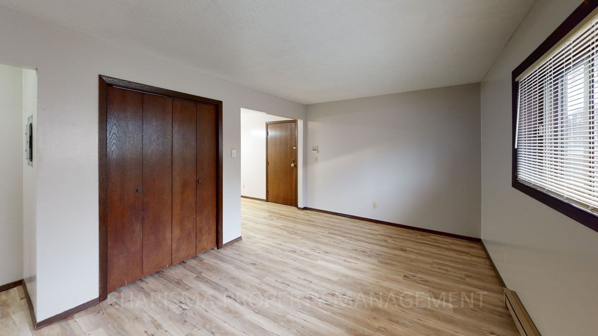 Sioux Falls Apartment: 703 S Dakota Ave