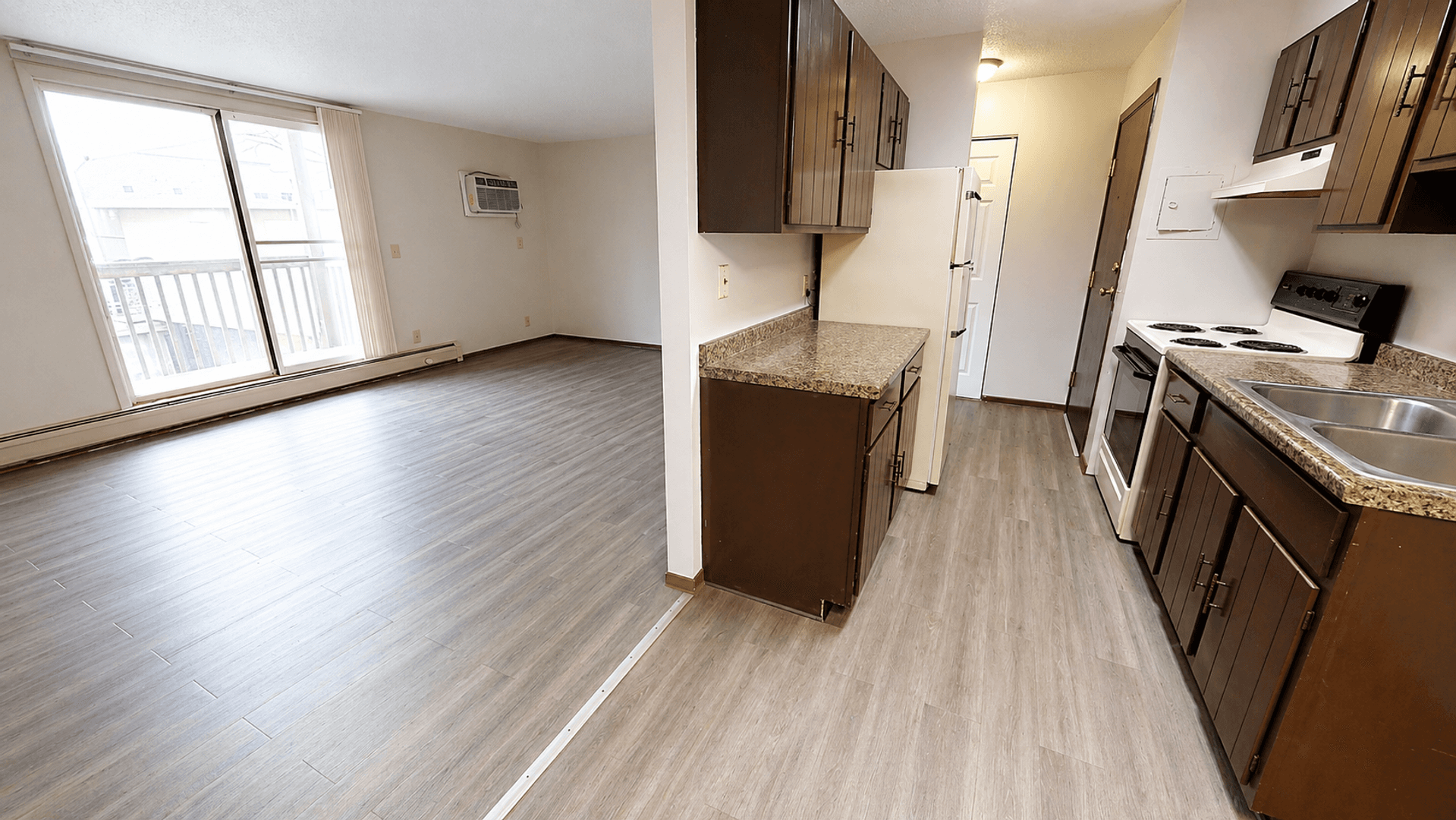Sioux Falls Apartment: 111 N Cleveland Ave