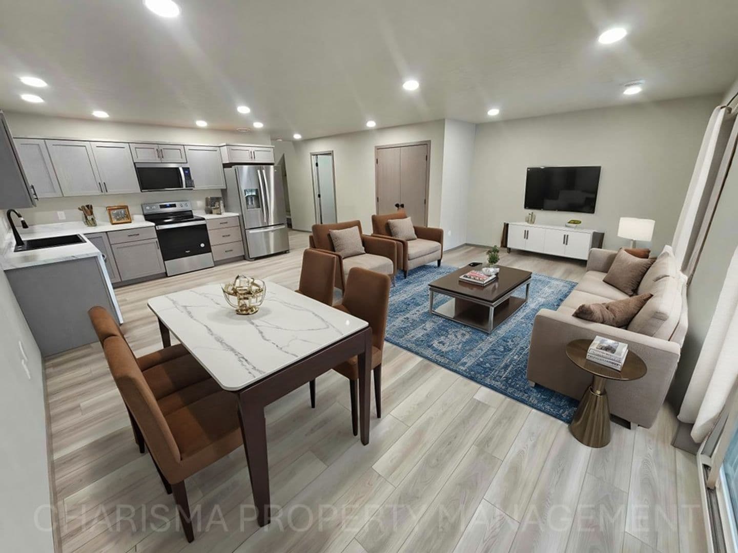 Dell Rapids Apartment: 712 E 6th St