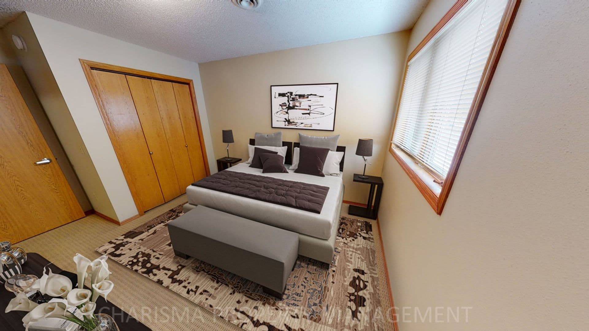 Sioux Falls Apartment: 620/626 N Sycamore Ave