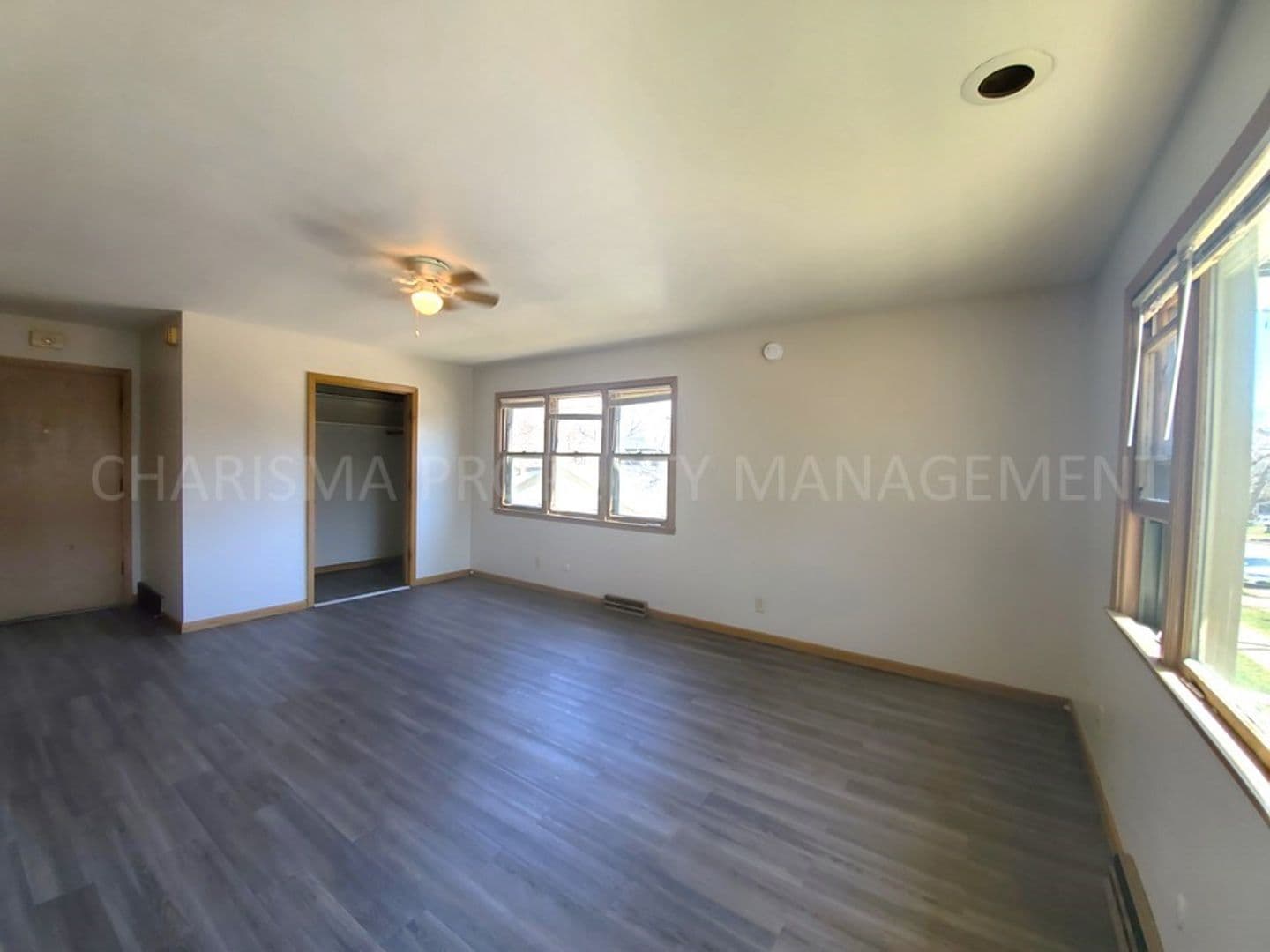 Sioux Falls Apartment: 512 W 16th Street
