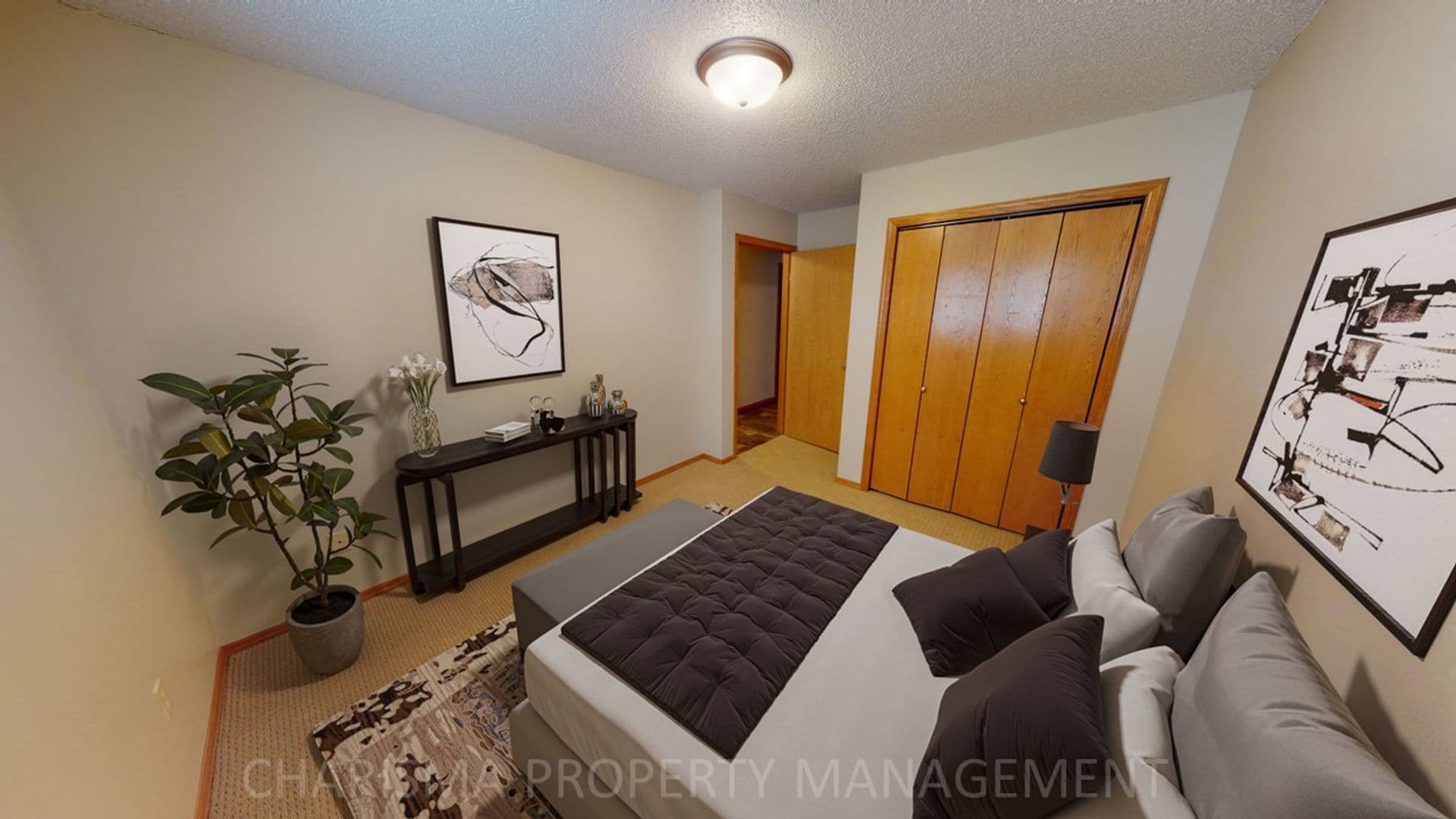 Sioux Falls Apartment: 620/626 N Sycamore Ave