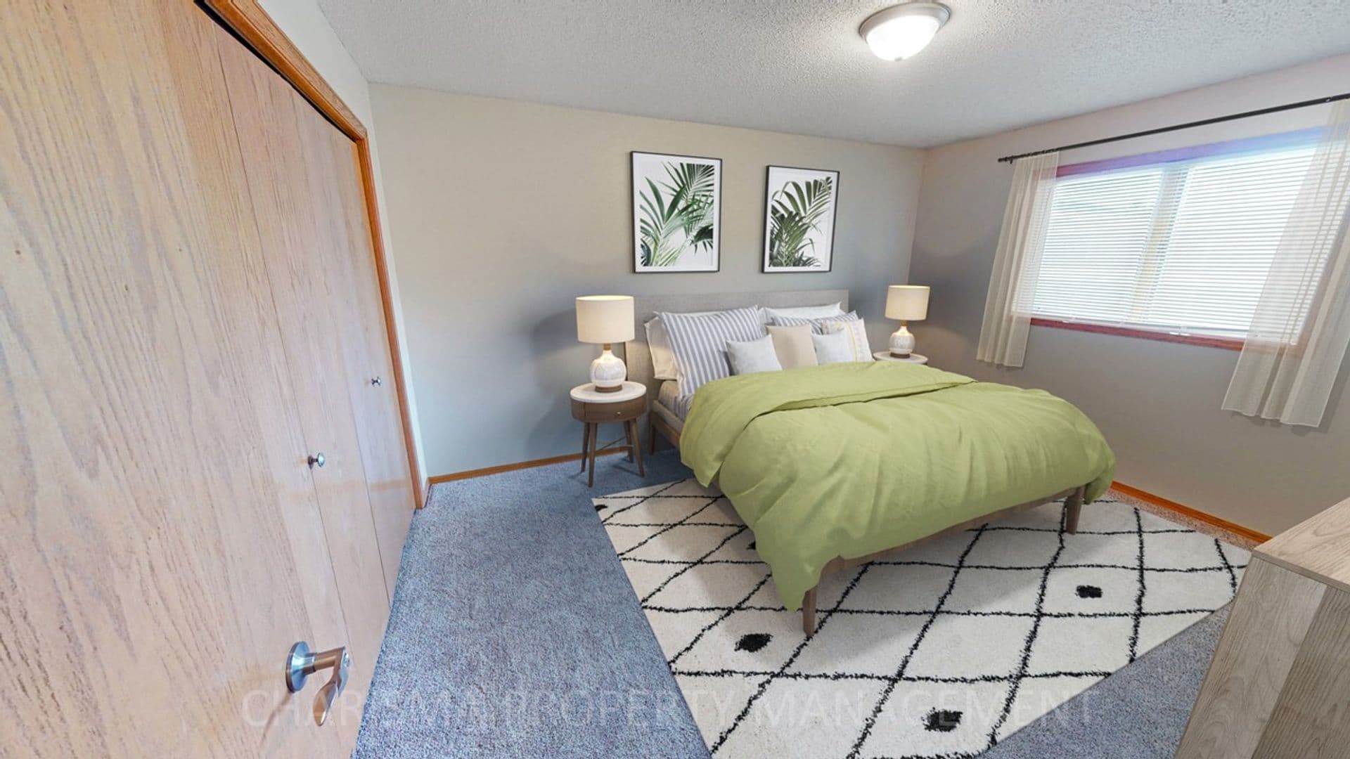 Sioux Falls Apartment: 620/626 N Sycamore Ave