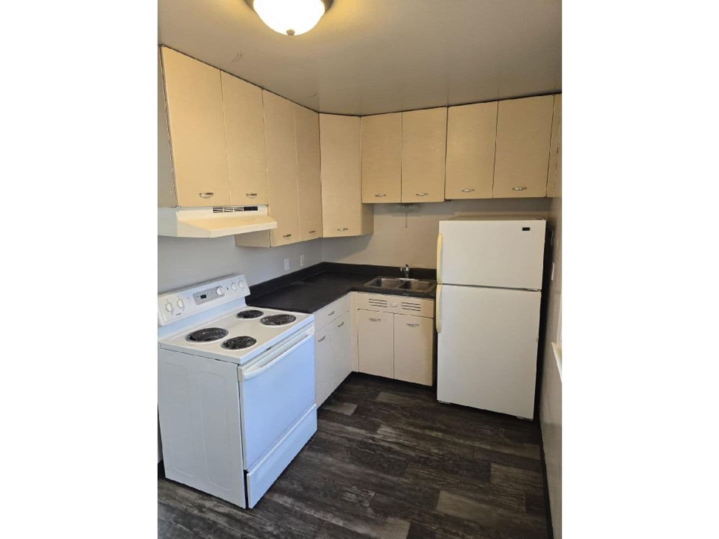 Sioux Falls Apartment: 500 W 16th Street