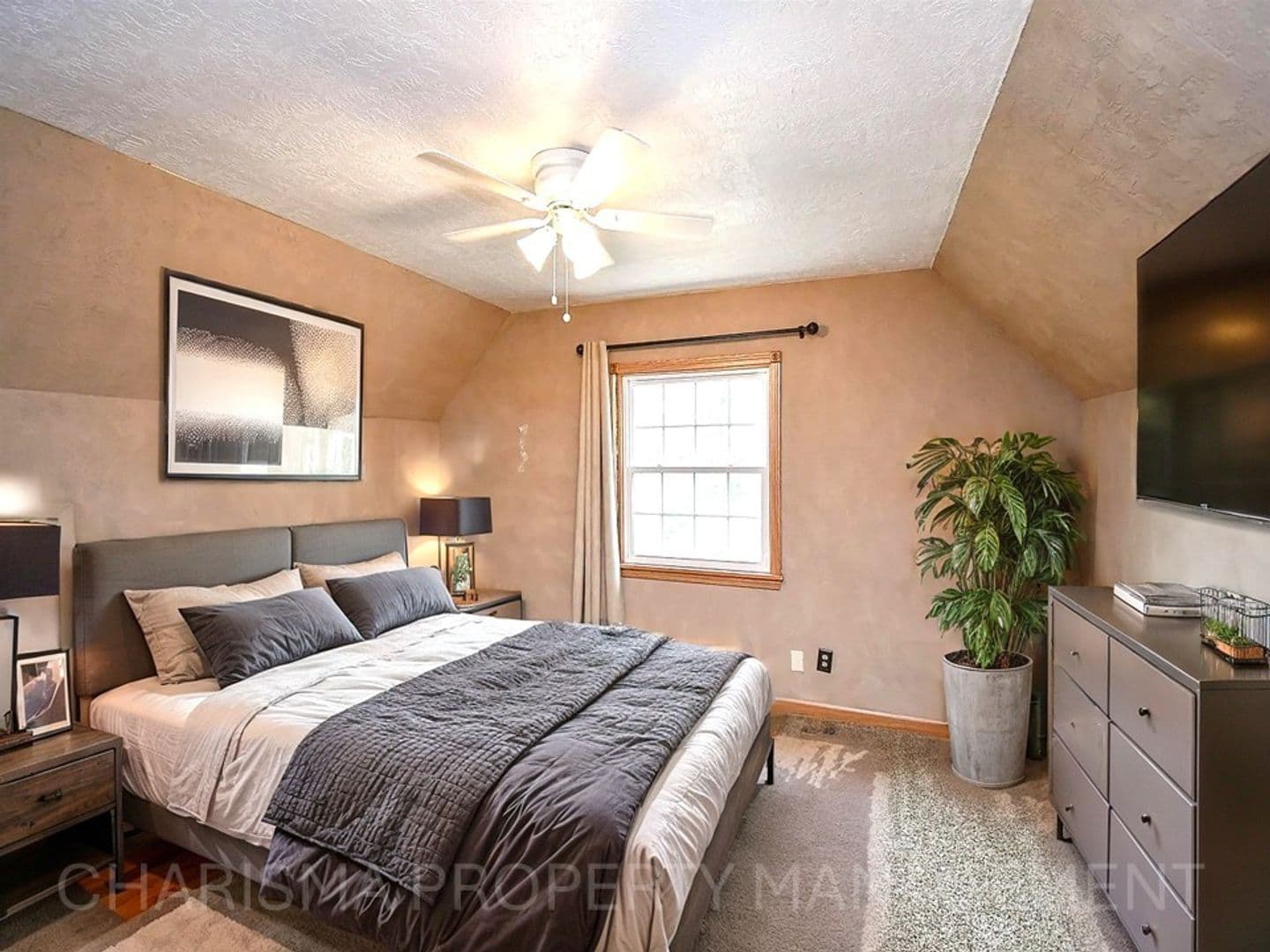 Harrisburg Apartment: 335 Vernon Drive