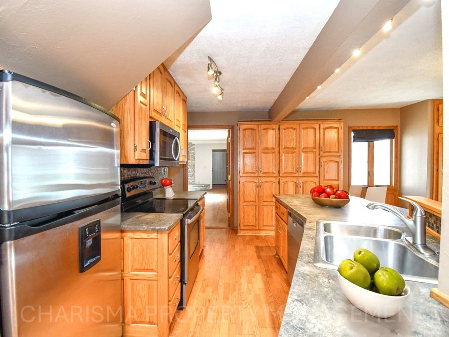 Harrisburg Apartment: 335 Vernon Drive
