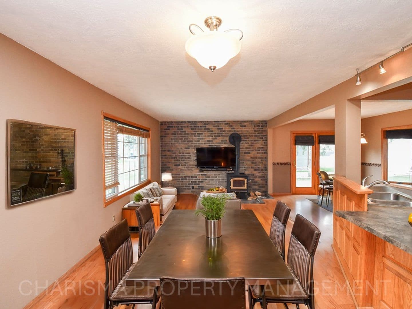 Harrisburg Apartment: 335 Vernon Drive