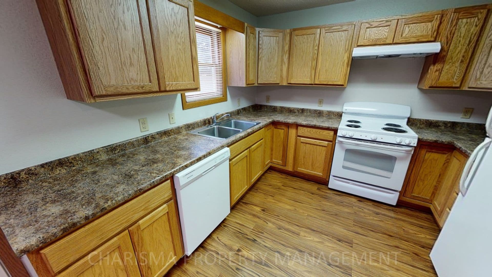 Sioux Falls Apartment: 3500, 3506 and 3510 S Sertoma Ave