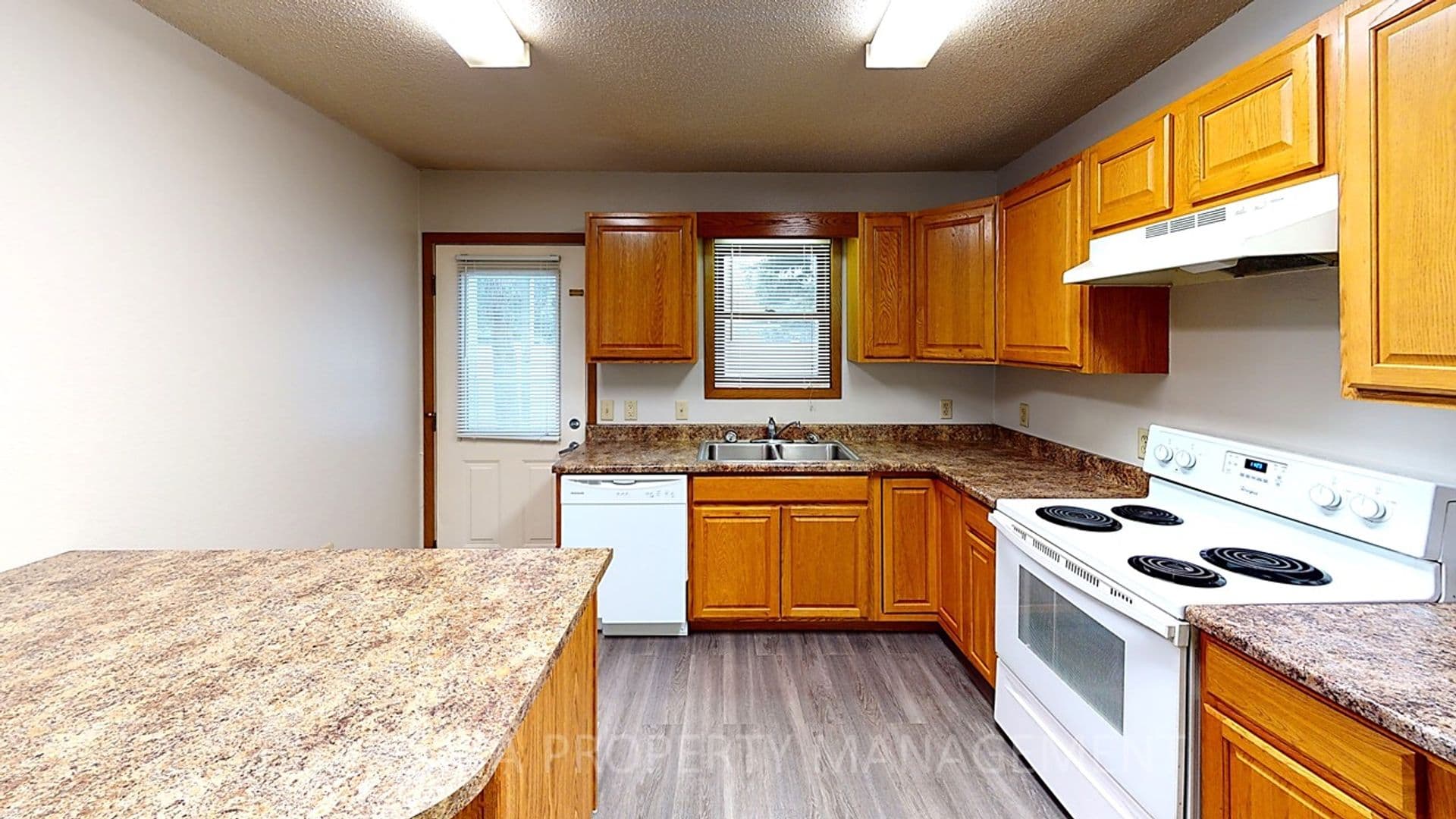 Sioux Falls Apartment: 3500, 3506 and 3510 S Sertoma Ave