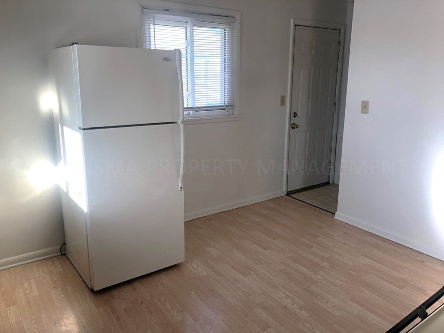 Sioux Falls Apartment: 1104, 1106, 1108 and 1110 S Bahnson Ave