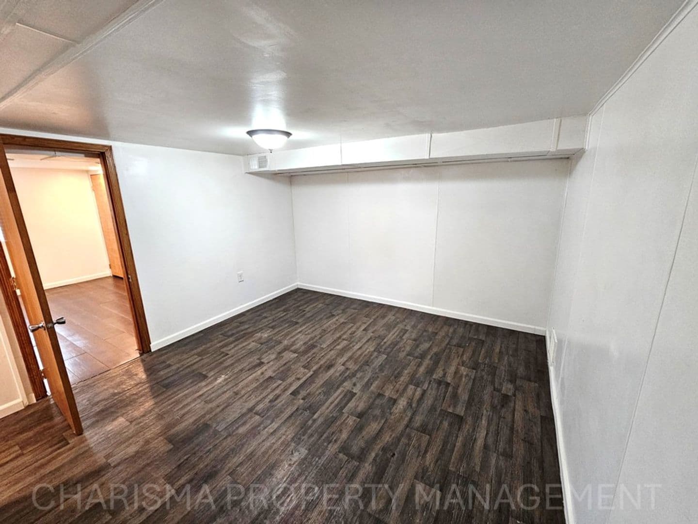 Garretson Apartment: 805 4th Street