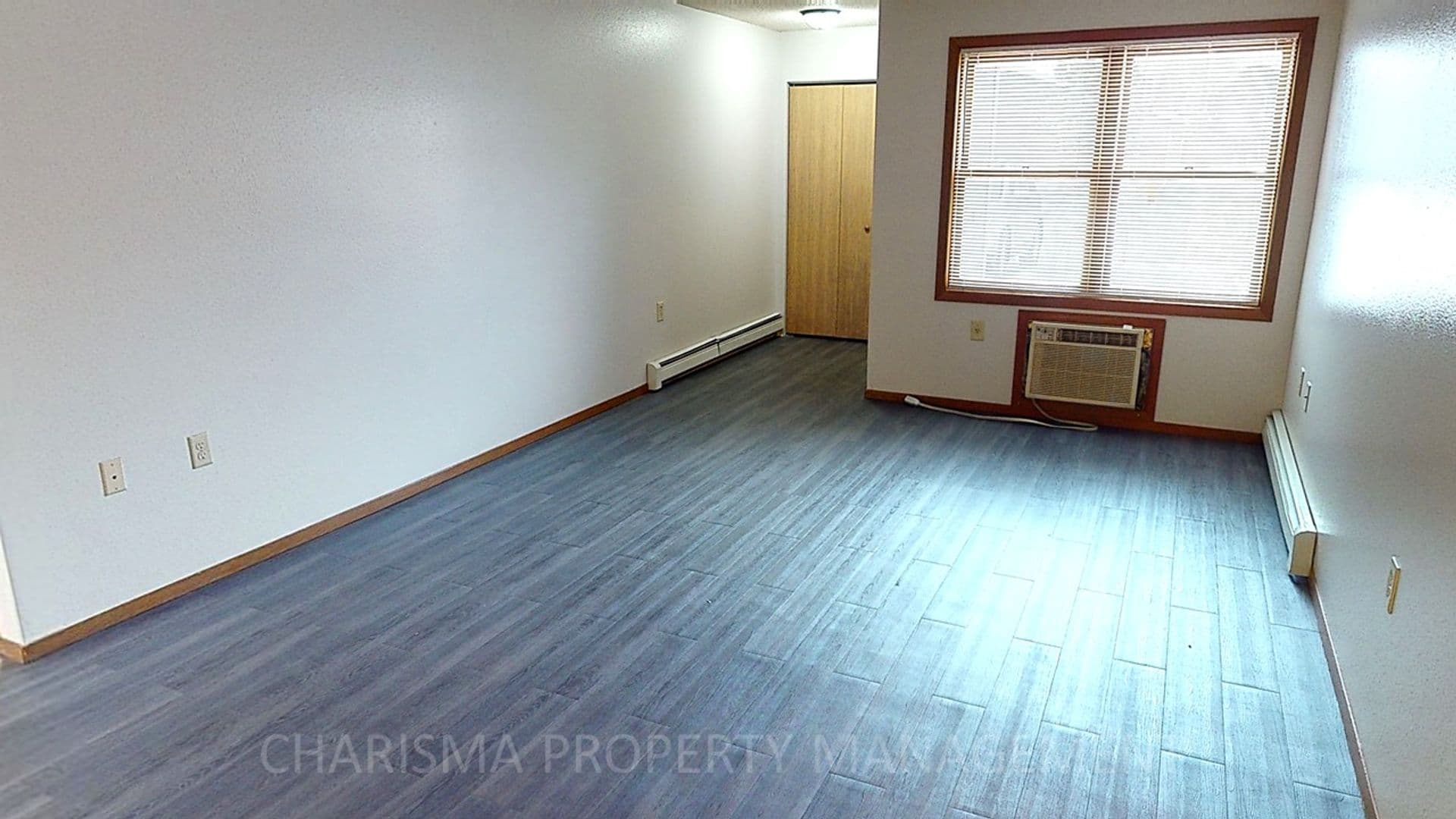 Sioux Falls Apartment: 3500, 3506 and 3510 S Sertoma Ave